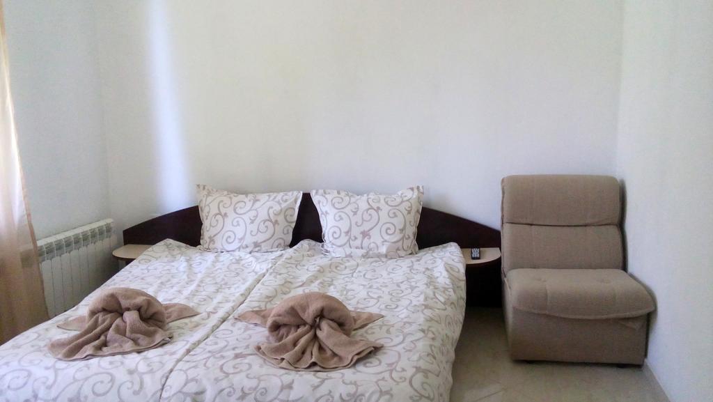 Apartment'S Pita & Mare Kiten  Bagian luar foto